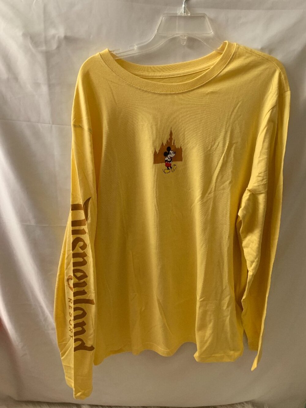 DISNEYLAND RESORTS Mickey Mouse Castle Long Sleeve Tee in Yellow Sz LARGE